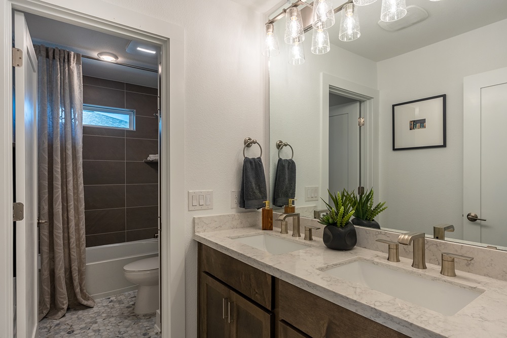 9204 The Ravine Way Austin, TX 78744 - Photo 9 of 32 Representative Photo