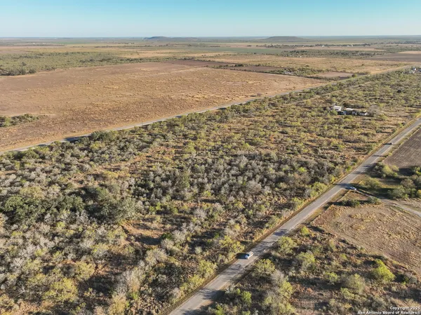 $177,000 | 429 County Road 429, Uvalde, TX 78801