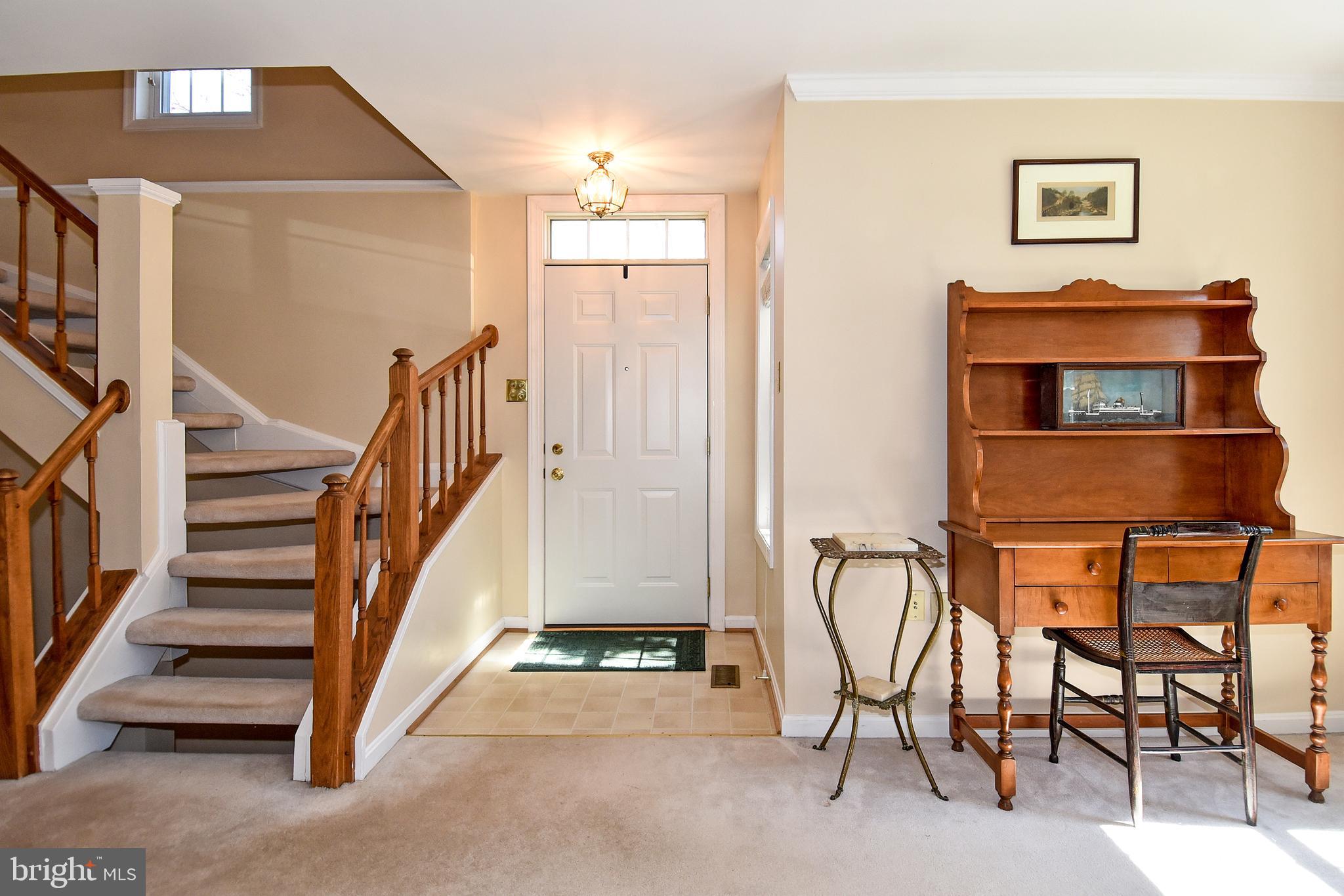 11988 Sentinel Point Court Reston, VA 20191 - Photo 5 of 54 Gallery Image 5