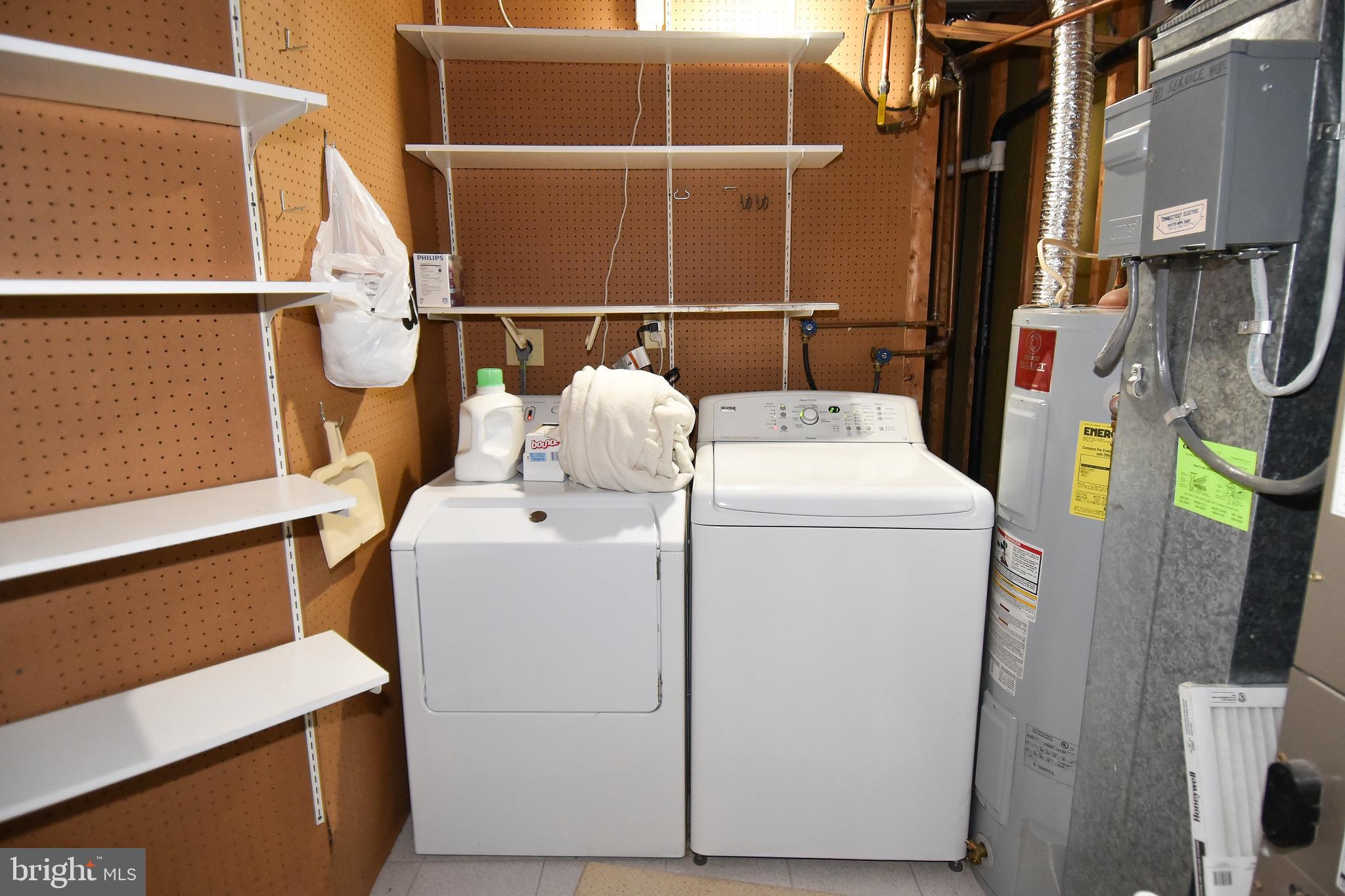 11988 Sentinel Point Court Reston, VA 20191 - Photo 47 of 54 Laundry Room (washer/dryer does not convey)