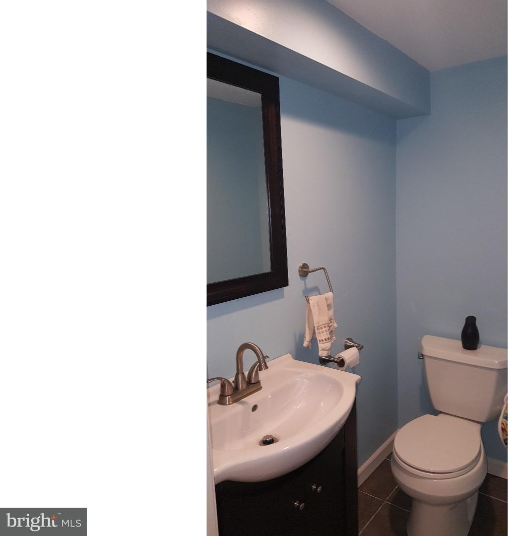 533 Perry Street Ridley Park, PA 19078 - Photo 17 of 20 Half Bath