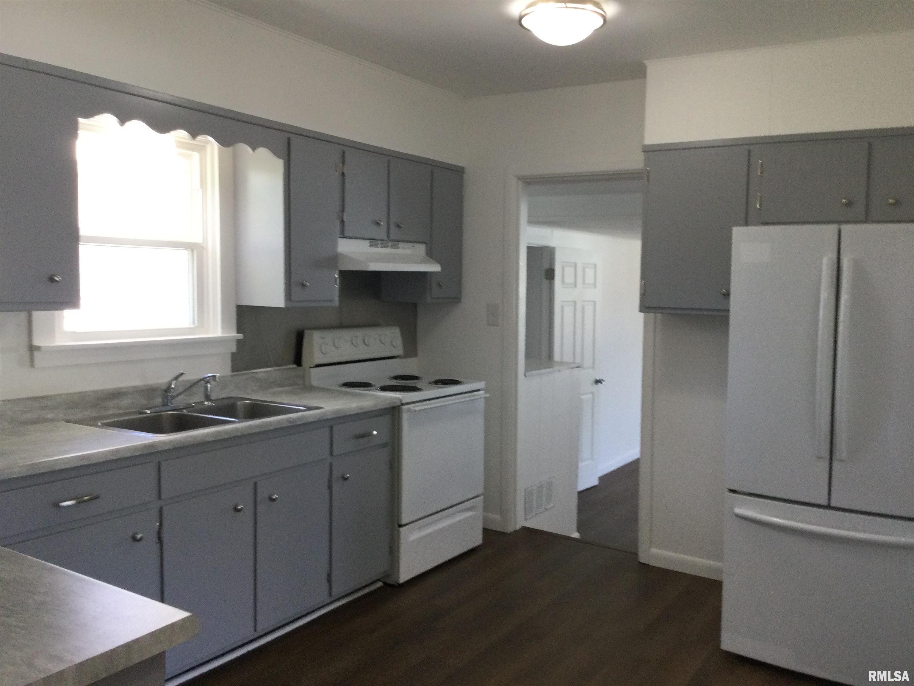 424 Springfield Avenue Anna, IL 62906 - Photo 11 of 35