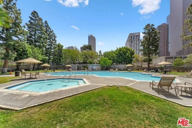 $373,000 | 800 West 1st Street, Unit 509, Los Angeles, CA 90012