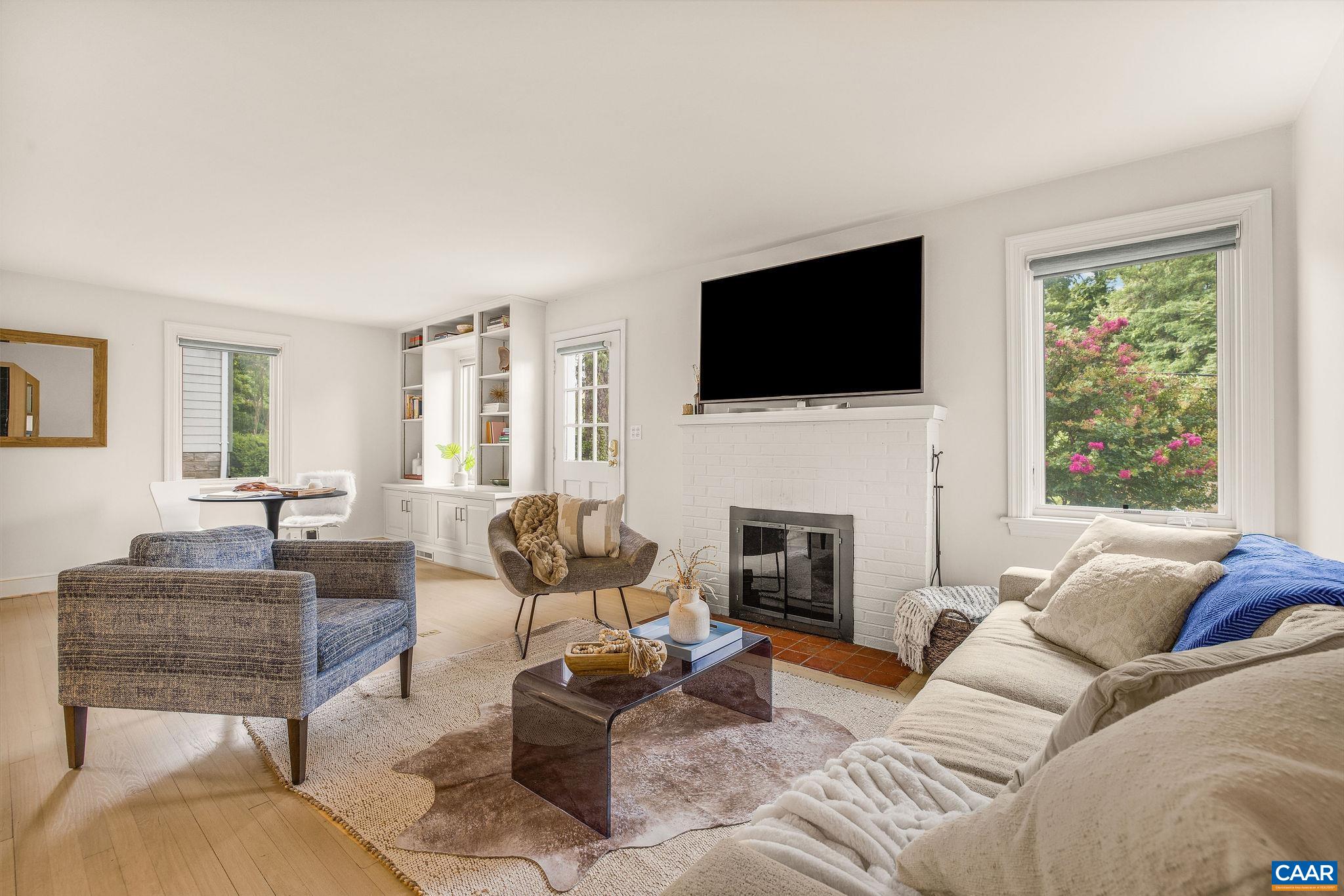 107 Perry Drive Charlottesville, VA 22902 - Photo 6 of 38