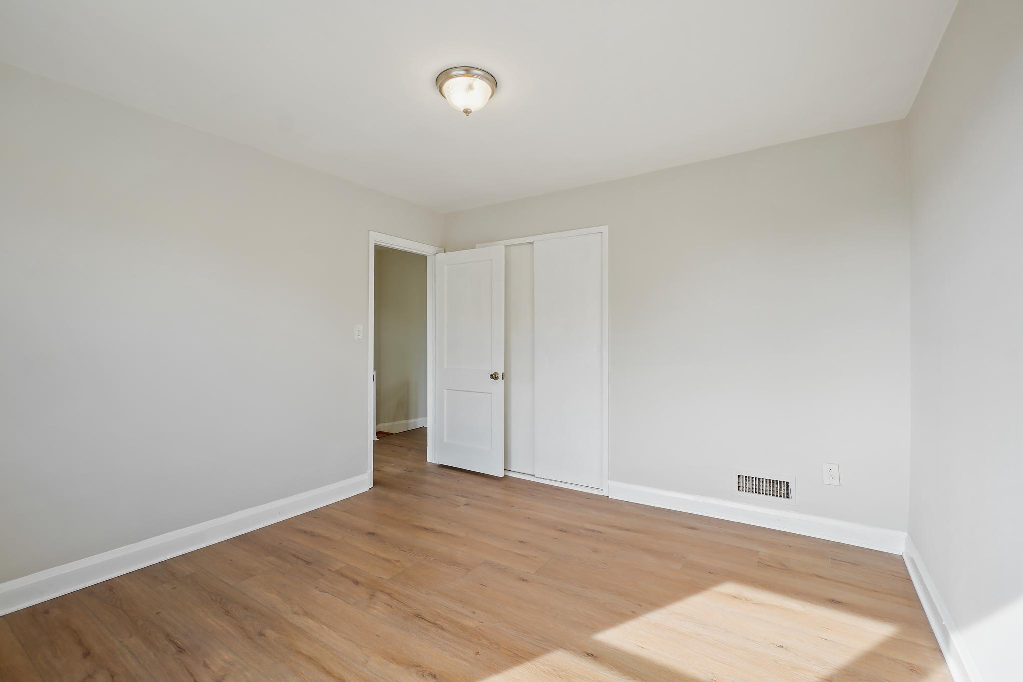 162 Cherrydell Road Baltimore, MD 21228 - Photo 16 of 31 Bedroom # 1