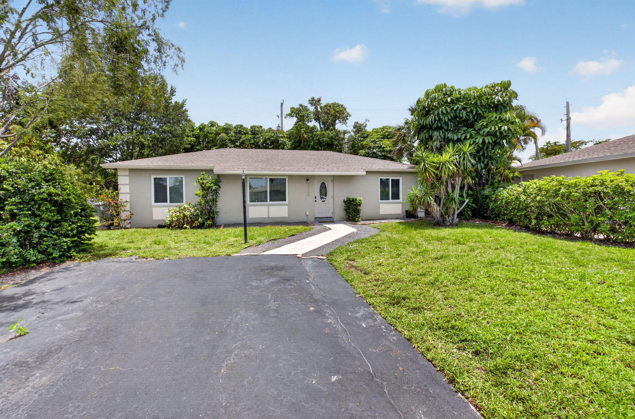 9734 Alaska Circle Boca Raton, FL 33434 - Photo 2 of 25 Front