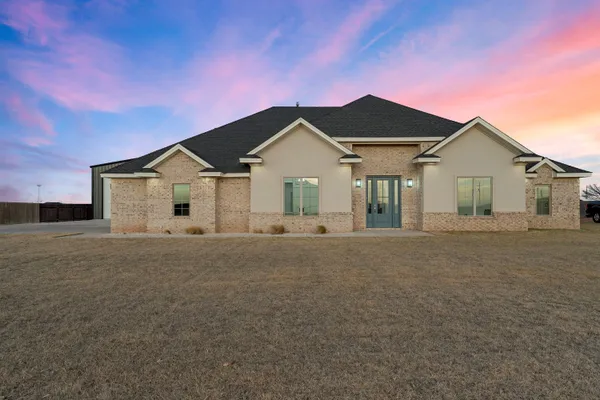 $615,000 | 19215 County Road 2240, Lubbock, TX 79423