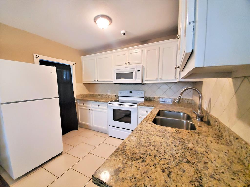 Granite counter tops and newer appliances!!!