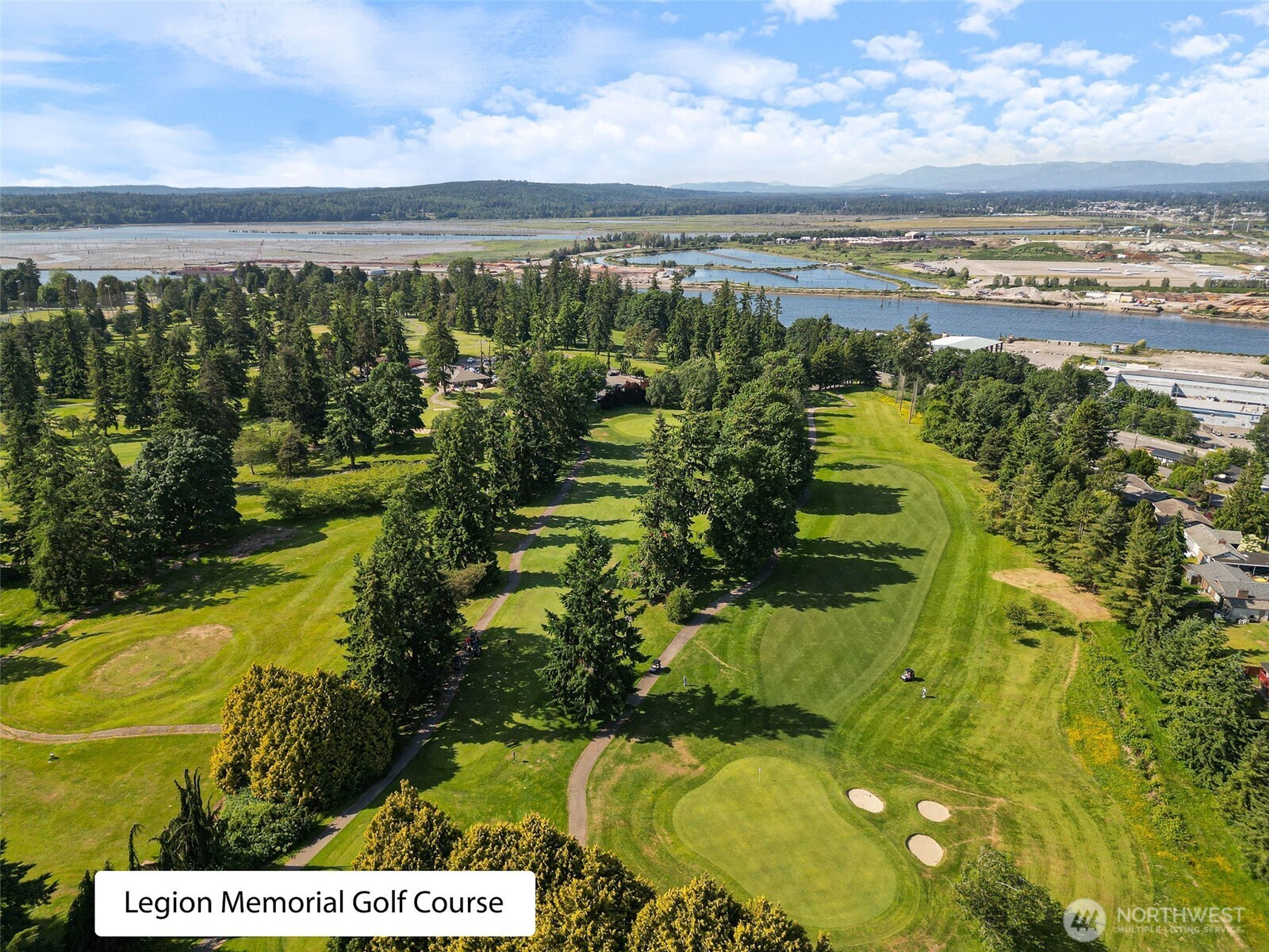 501 Legion Drive, Unit B Everett, WA 98201 - Photo 3 of 24