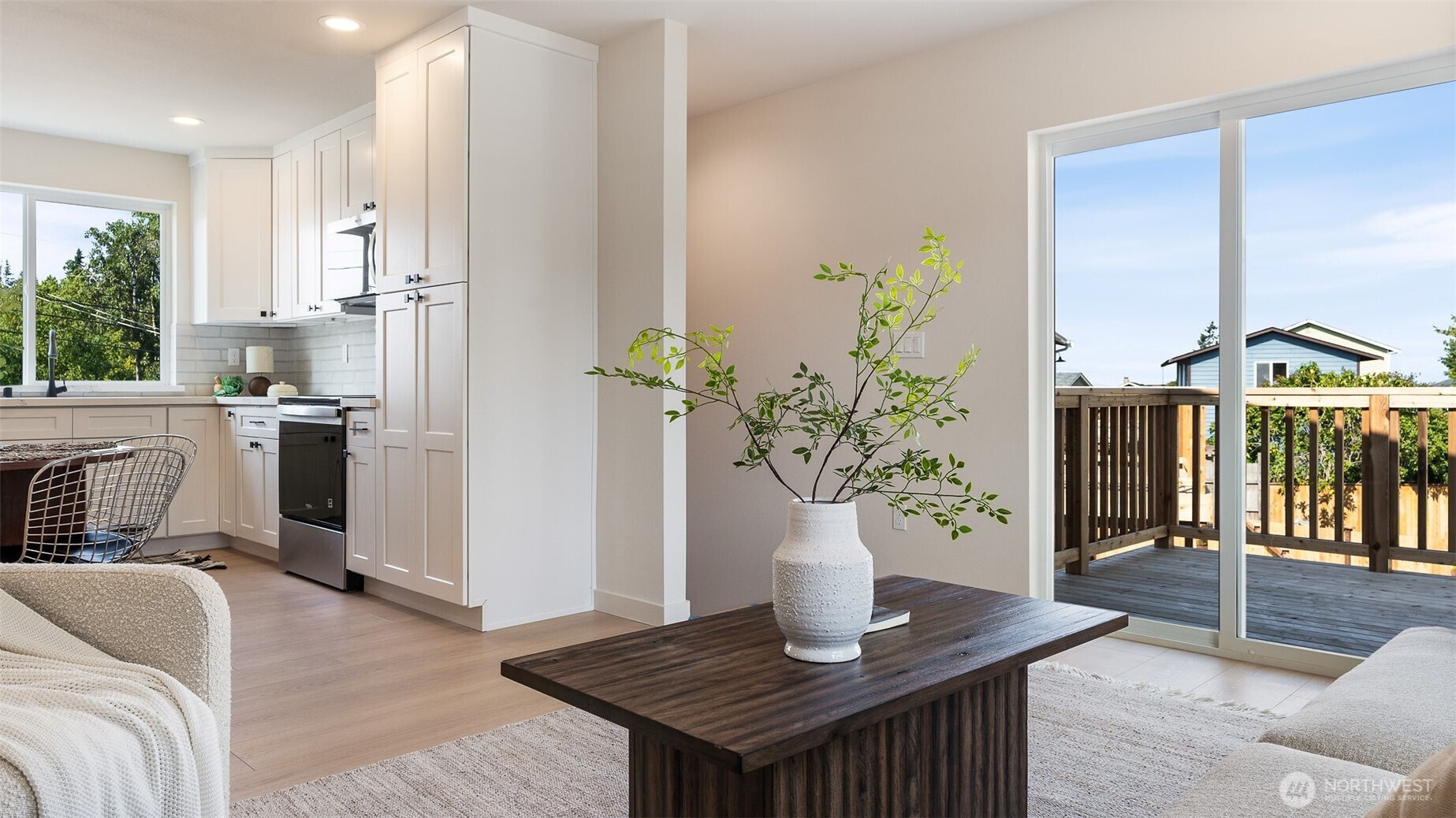 501 Legion Drive, Unit B Everett, WA 98201 - Photo 7 of 24