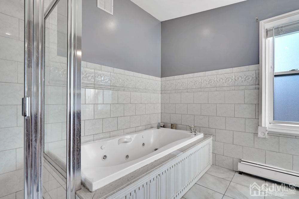 1381 Mohawk Road North Brunswick, NJ 08902 - Photo 31 of 41 Gallery Image 31