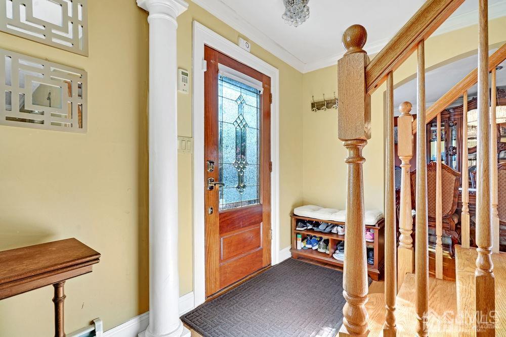 1381 Mohawk Road North Brunswick, NJ 08902 - Photo 4 of 41 Gallery Image 4