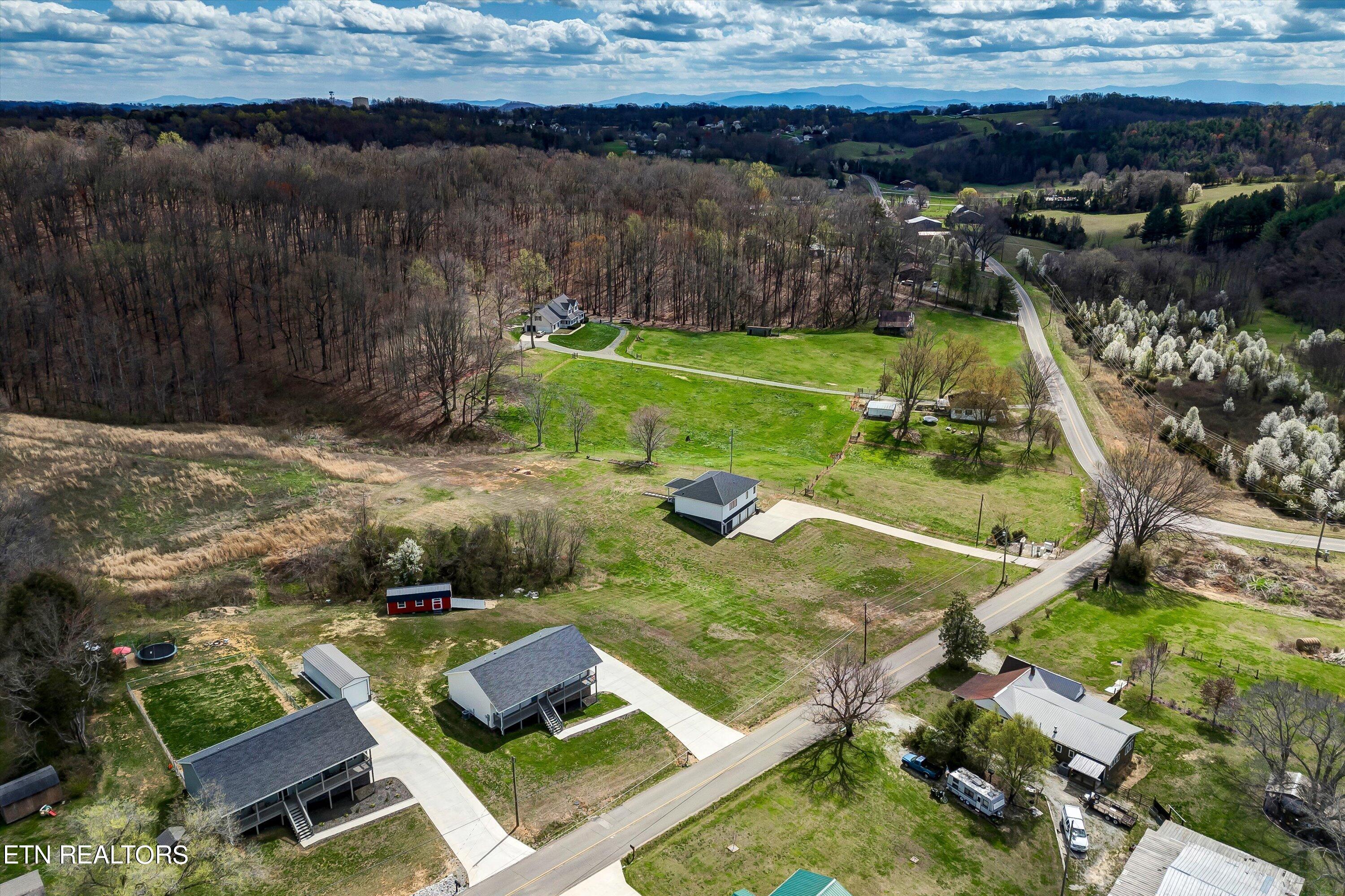 Hiawatha Road Morristown, TN 37814 - Photo 3 of 11 44-6161 Hiawatha Rd-44
