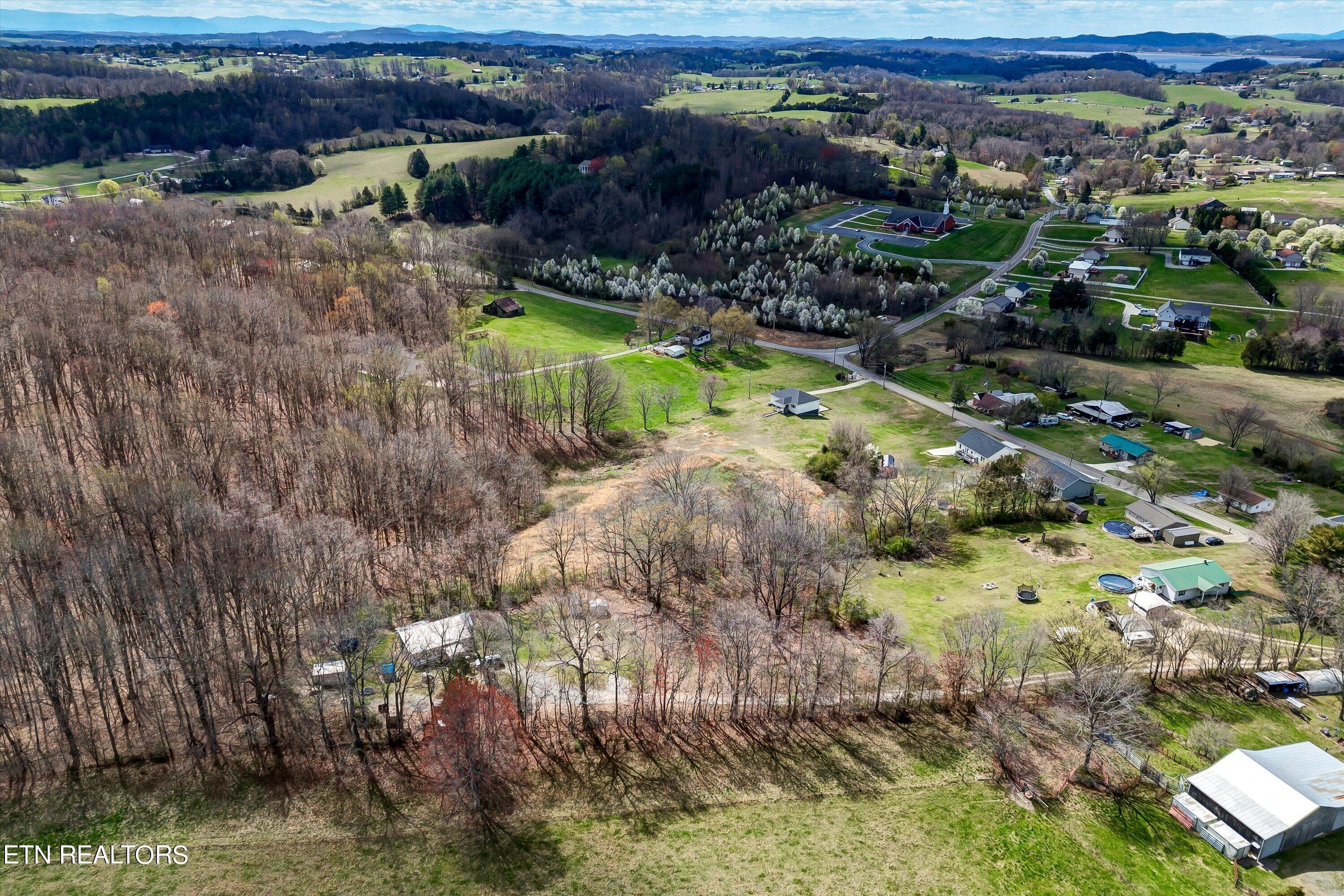 Hiawatha Road Morristown, TN 37814 - Photo 8 of 11 54-6161 Hiawatha Rd-54