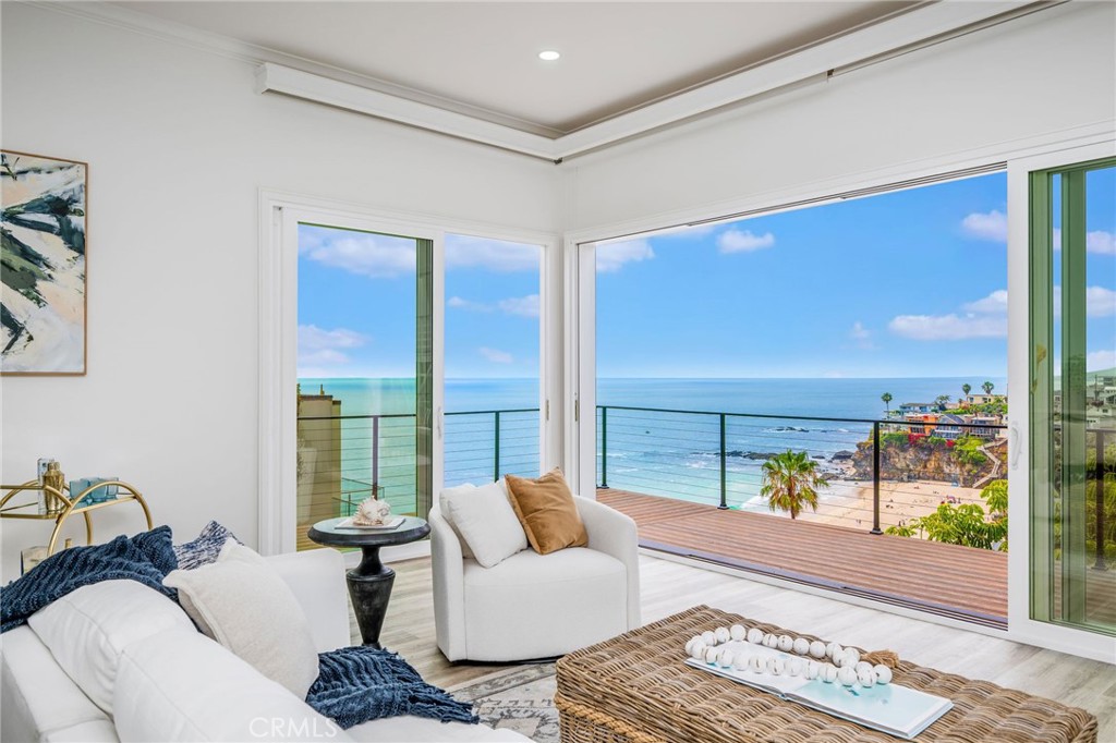 Sliding Glass Wall system for ultimate indoor/outdoor living.