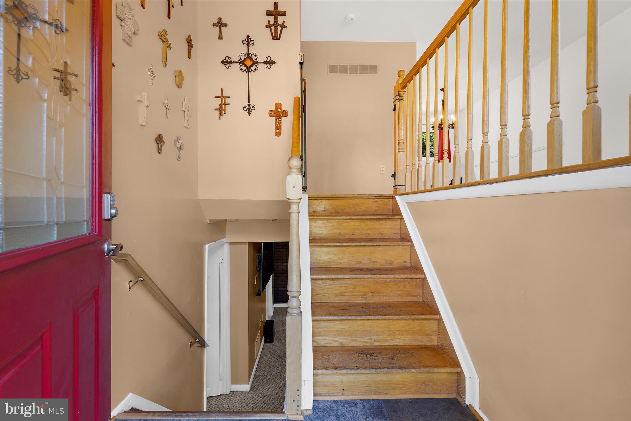 8249 Victoria Road Millersville, MD 21108 - Photo 4 of 39