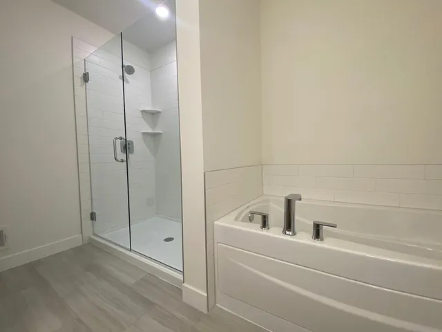 $1,045,380 | 16651 South Manor Road, Eden Prairie, MN 55346