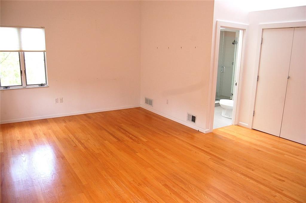 309 Schenley Road Pittsburgh, PA 15217 - Photo 18 of 25 Gallery Image 18