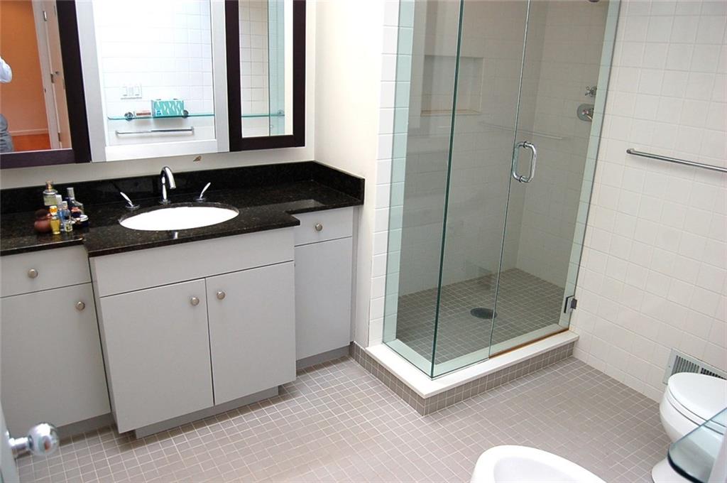 309 Schenley Road Pittsburgh, PA 15217 - Photo 19 of 25 Gallery Image 19