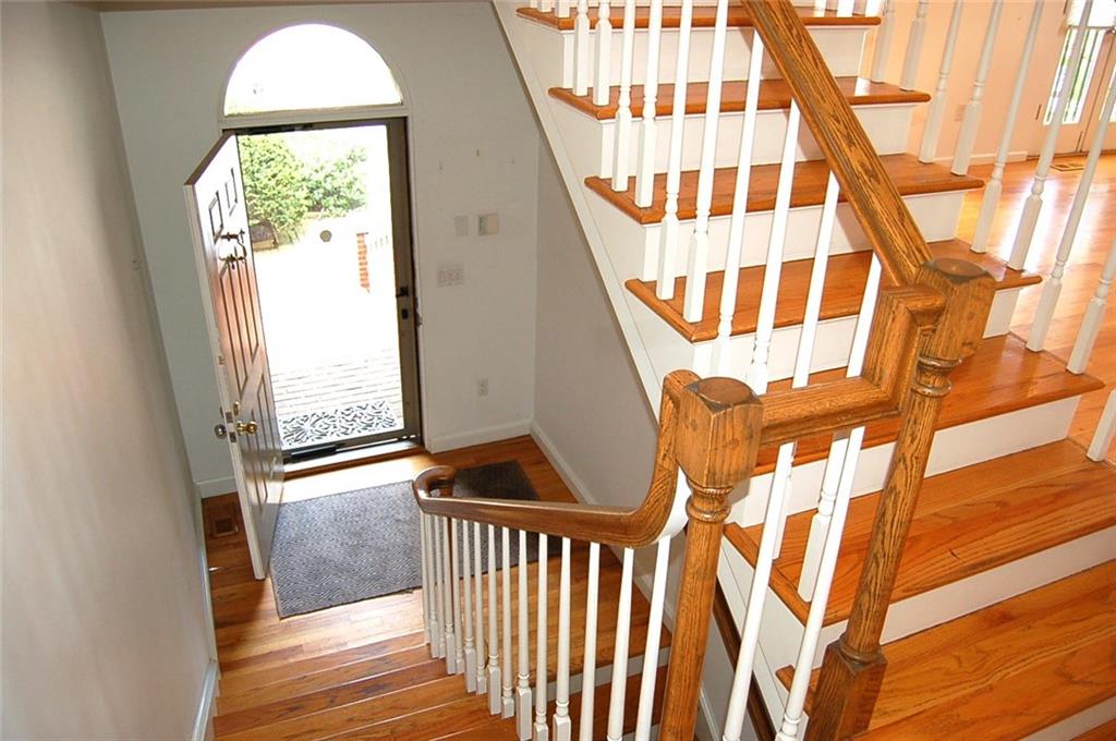 309 Schenley Road Pittsburgh, PA 15217 - Photo 3 of 25 Gallery Image 3