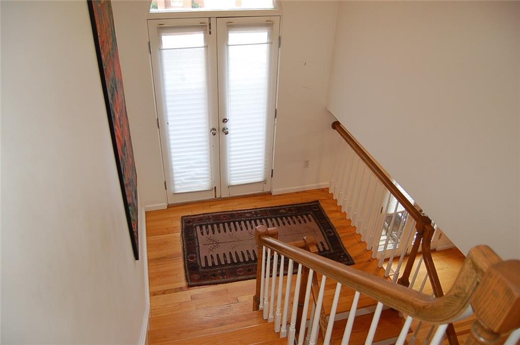 309 Schenley Road Pittsburgh, PA 15217 - Photo 4 of 25 Gallery Image 4