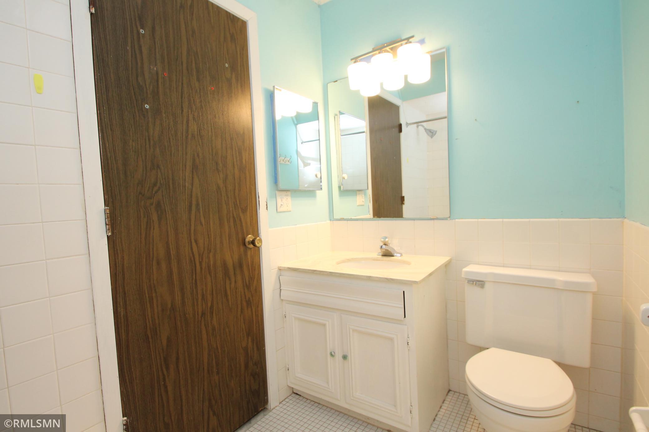 2543 Unity Avenue North Minneapolis, MN 55422 - Photo 16 of 20