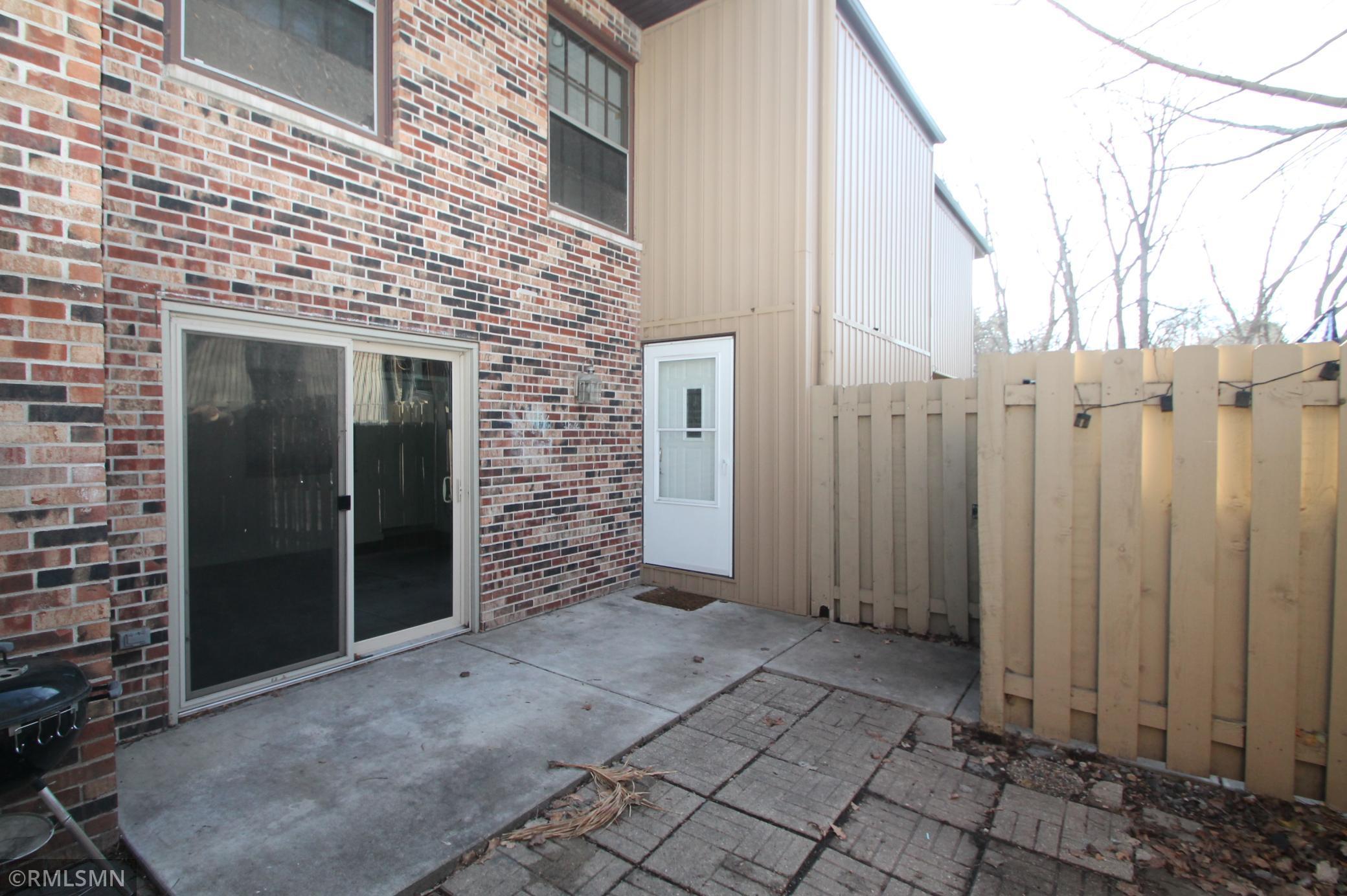 2543 Unity Avenue North Minneapolis, MN 55422 - Photo 2 of 20