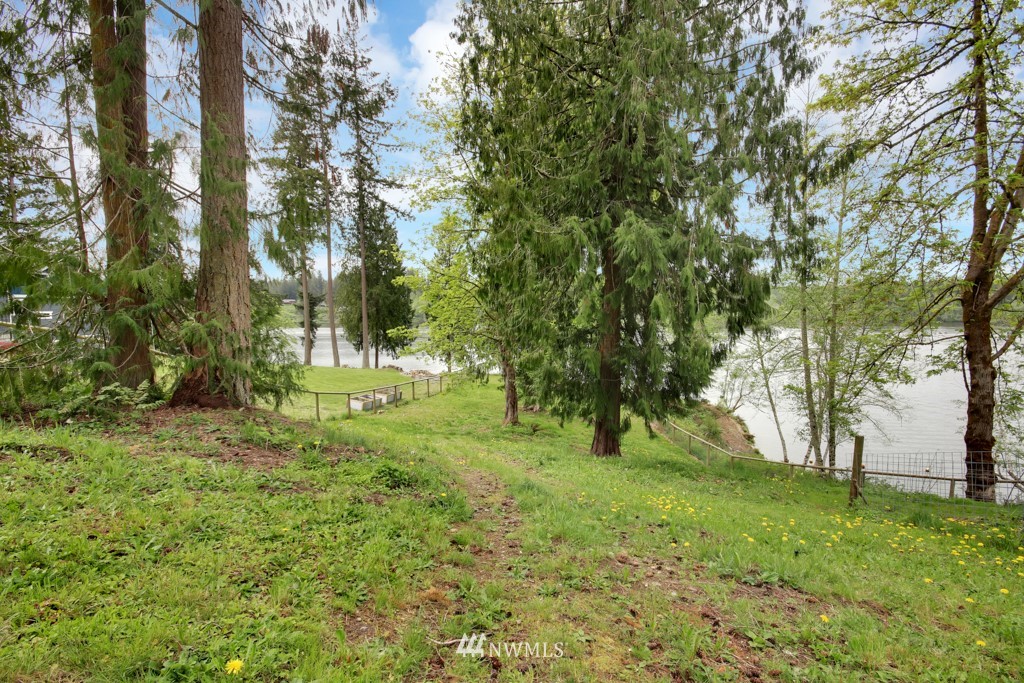 33802 Thomas Road East Eatonville, WA 98328 - Photo 4 of 15 Gallery Image 4