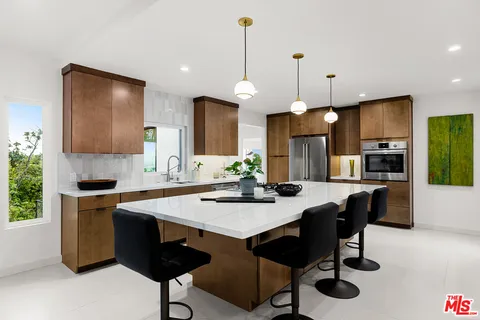 $2,495,000 | 3345 Wonder View Drive, Los Angeles, CA 90068