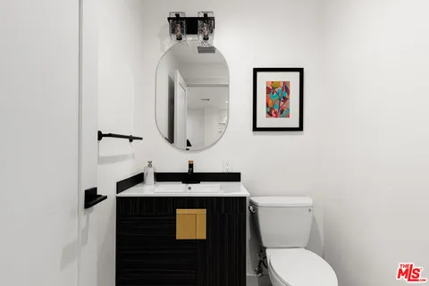 $2,495,000 | 3345 Wonder View Drive, Los Angeles, CA 90068