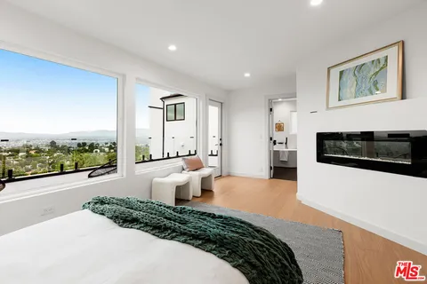 $2,495,000 | 3345 Wonder View Drive, Los Angeles, CA 90068