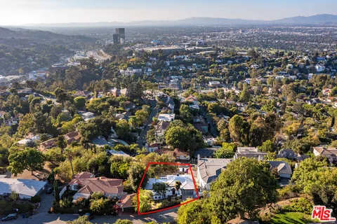 $2,495,000 | 3345 Wonder View Drive, Los Angeles, CA 90068