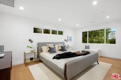 $2,495,000 | 3345 Wonder View Drive, Los Angeles, CA 90068