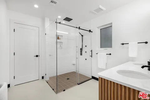 $2,495,000 | 3345 Wonder View Drive, Los Angeles, CA 90068