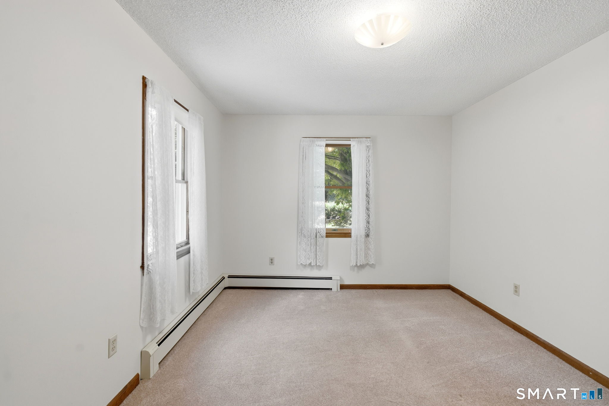 19 Holmes Road East Lyme, CT 06333 - Photo 25 of 39