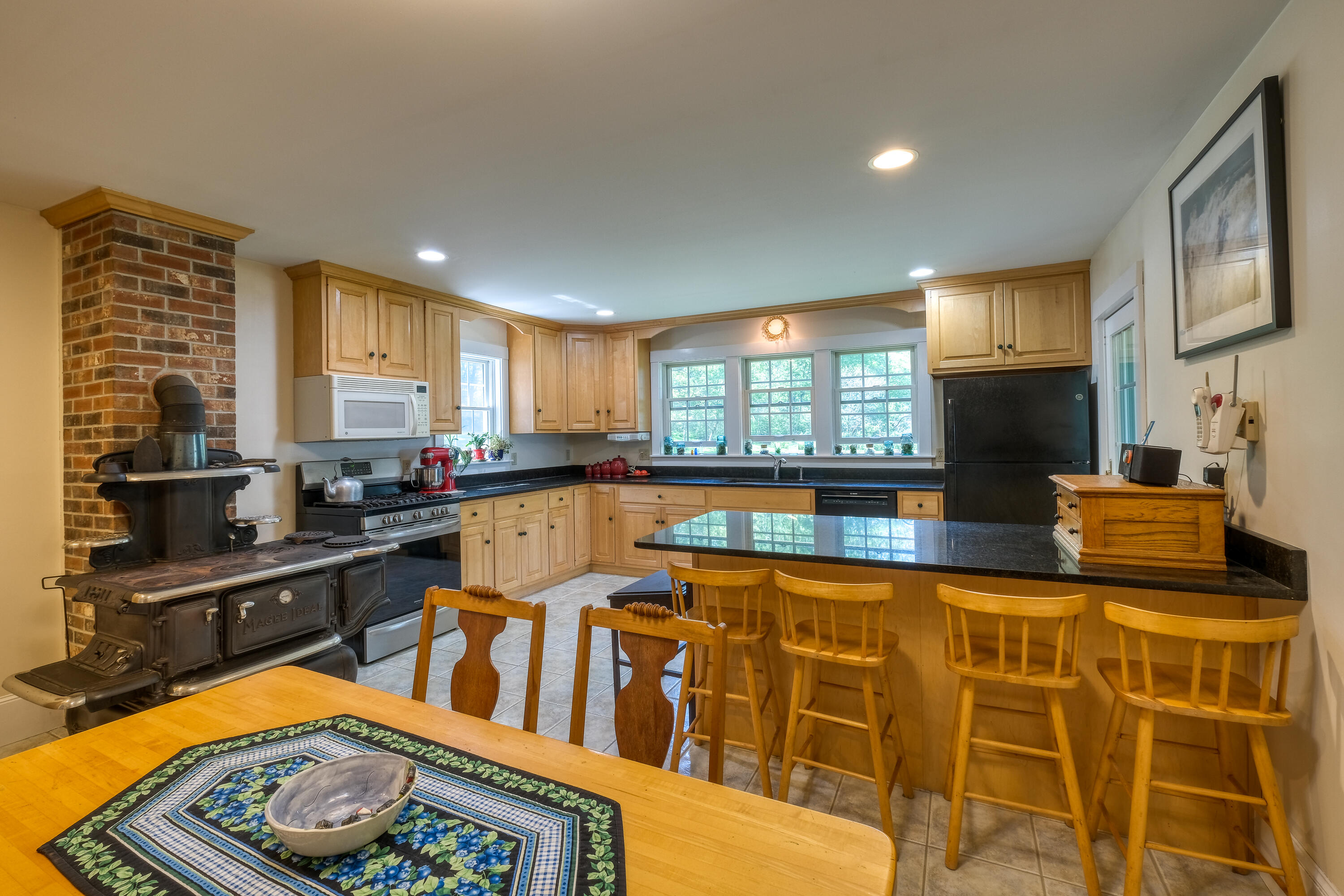 65 Cove Road New Harbor, ME 04554 - Photo 20 of 45 20210607_65_Cove_Rd_9093