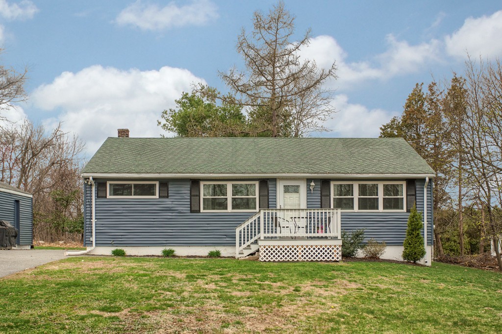 547 Boston Road Billerica, MA 01821 - Photo 1 of 23 front view of a house with a yard