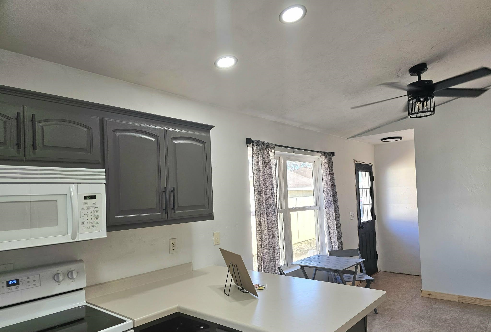 1906 Mitchell Street Oshkosh, WI 54901 - Photo 13 of 50