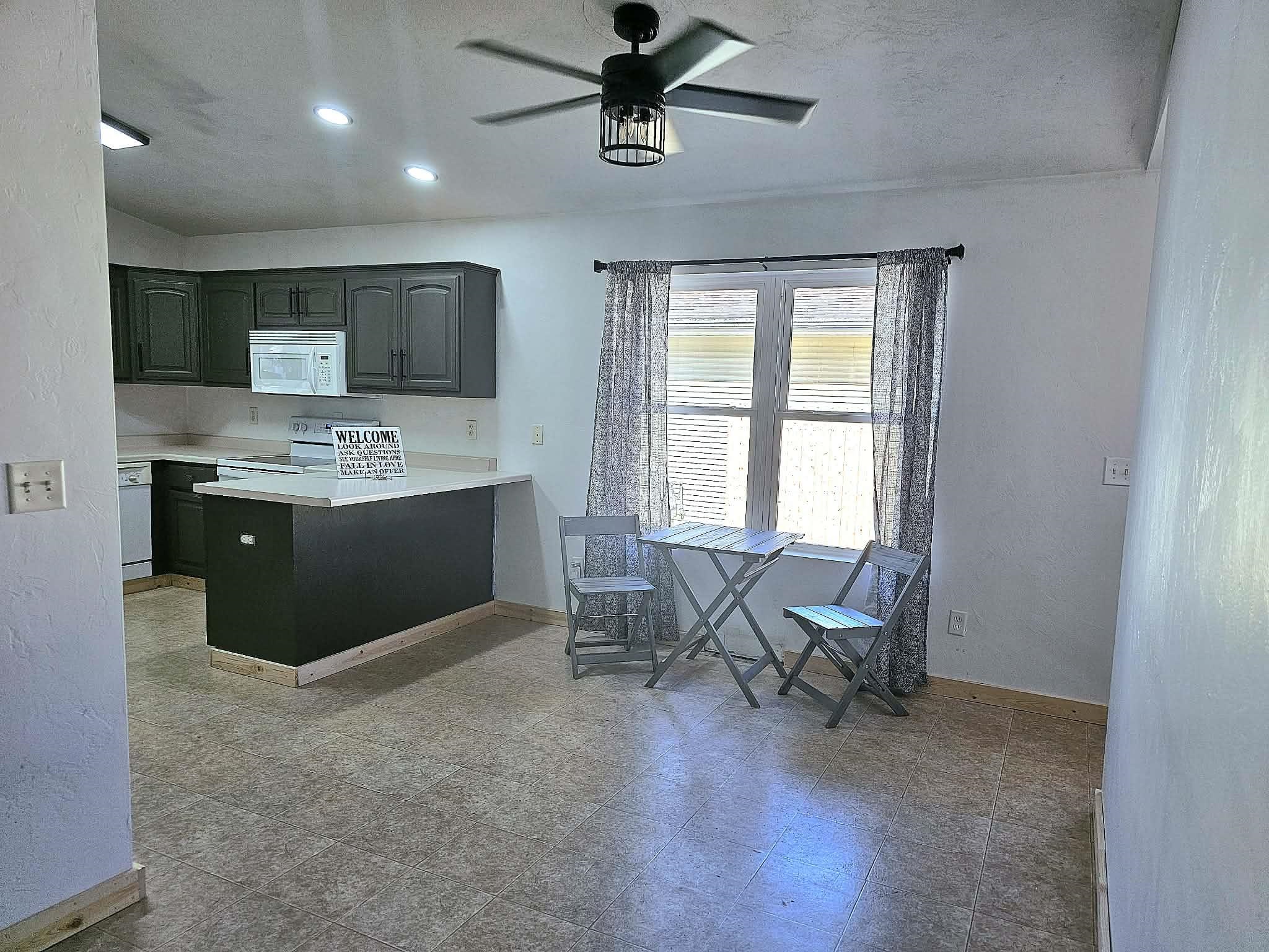 1906 Mitchell Street Oshkosh, WI 54901 - Photo 14 of 50