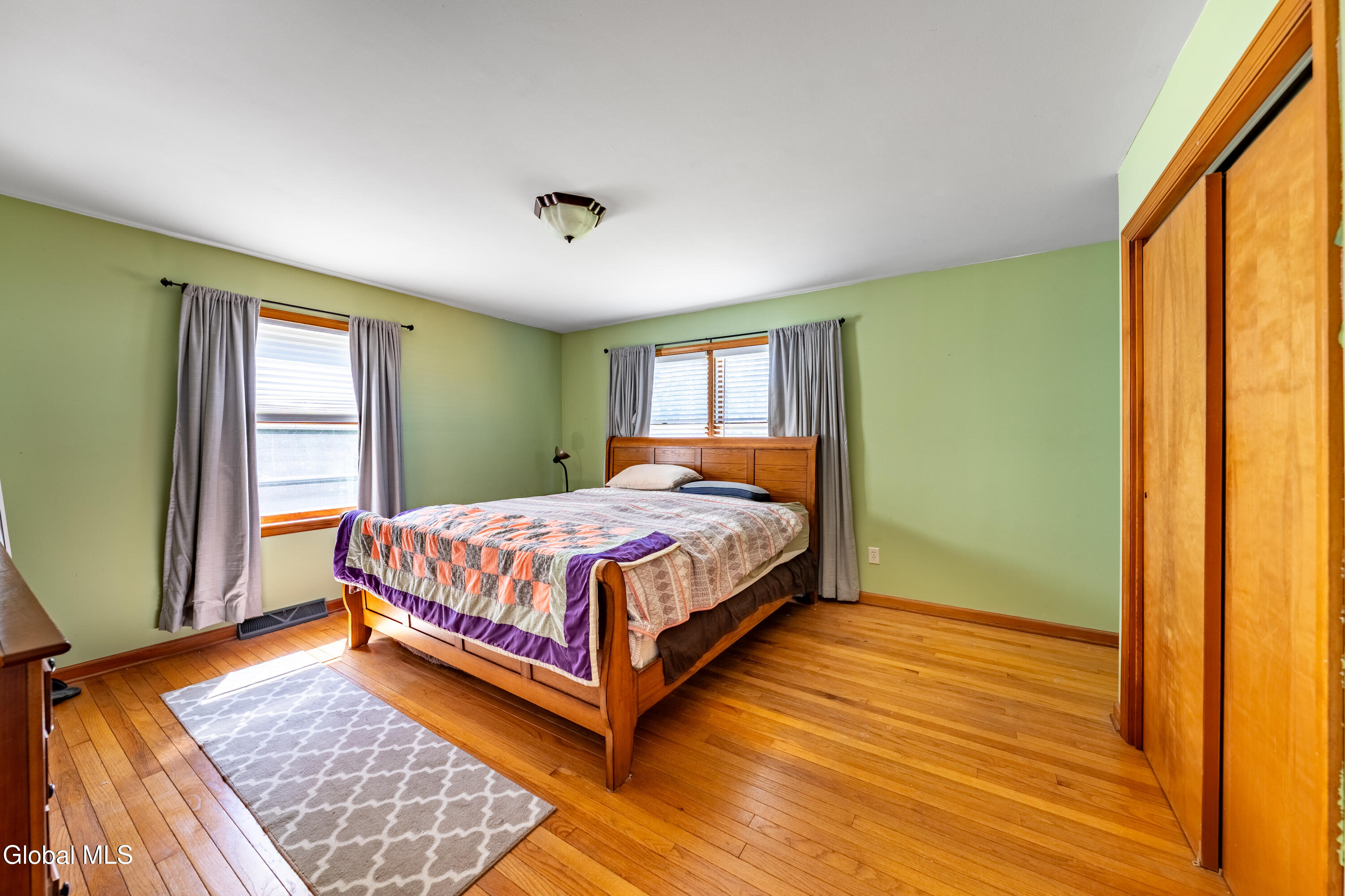 10 Merritt Road Queensbury, NY 12804 - Photo 11 of 32 DSC08576-HDR