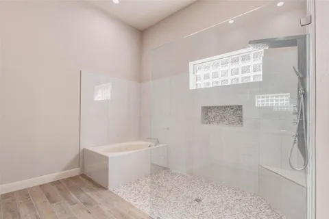 $900,000 | 1110 Lake Grayson Drive, Katy, TX 77494