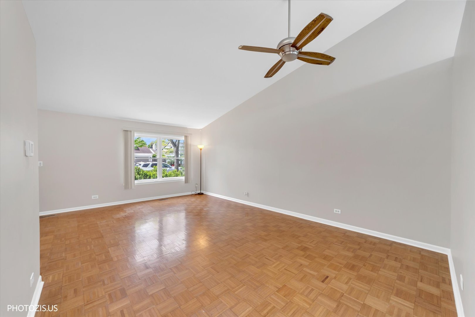 74 Bedford Road Mundelein, IL 60060 - Photo 6 of 31