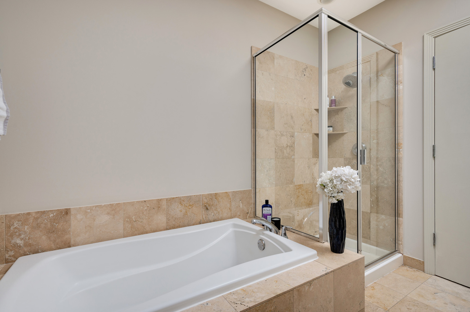 107 South Racine Avenue Chicago, IL 60607 - Photo 17 of 32 Gallery Image 17