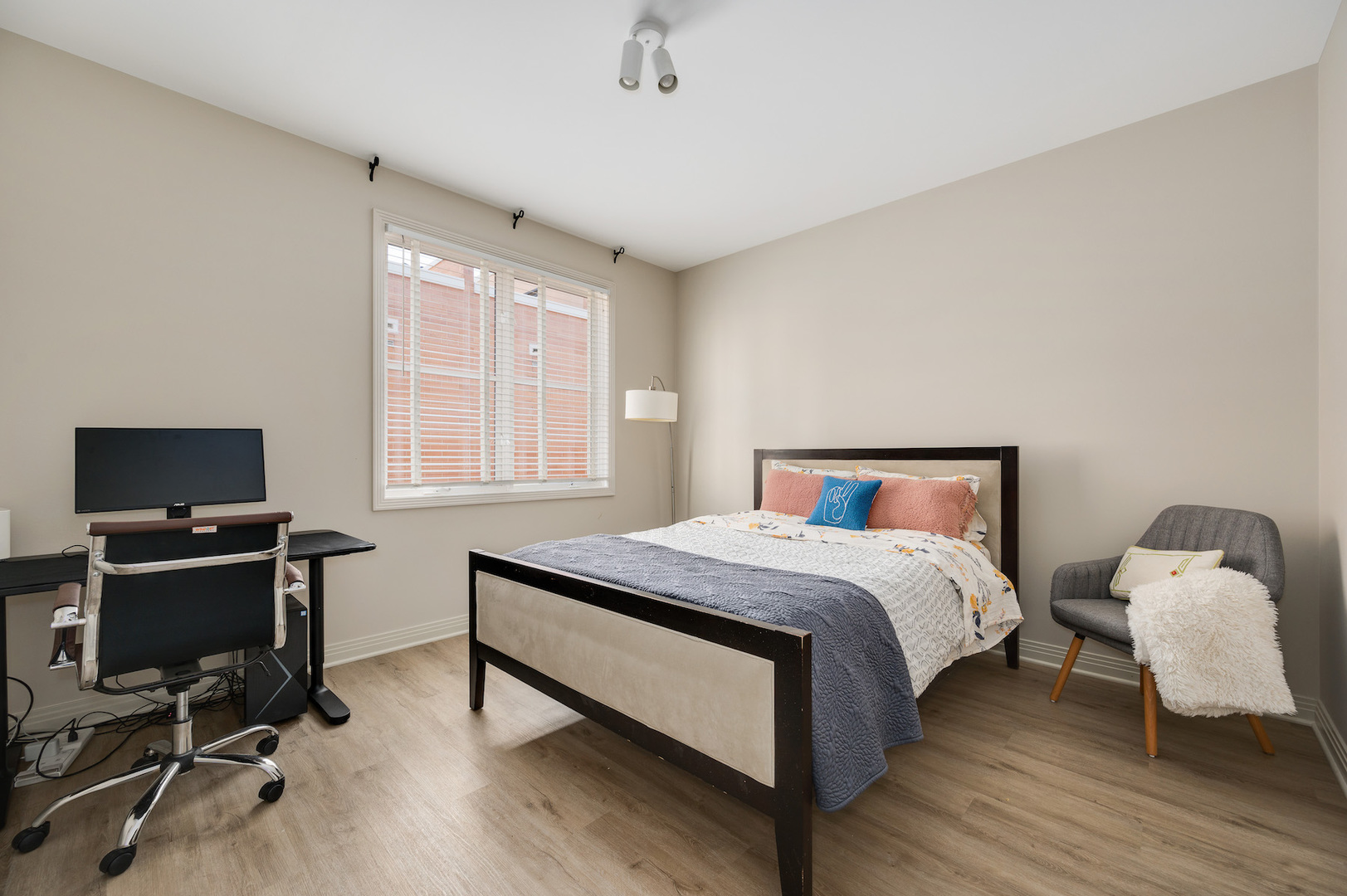 107 South Racine Avenue Chicago, IL 60607 - Photo 18 of 32 Gallery Image 18