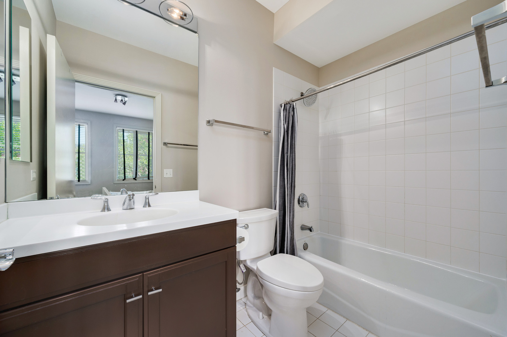 107 South Racine Avenue Chicago, IL 60607 - Photo 22 of 32 Gallery Image 22