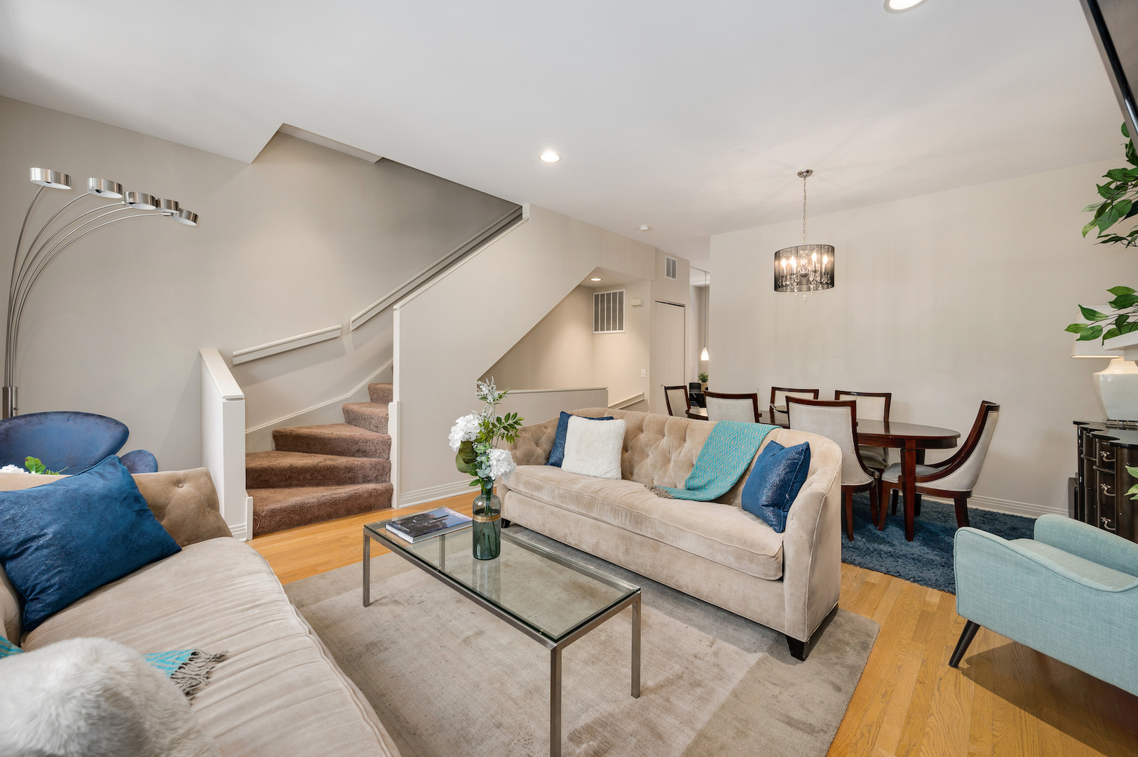 107 South Racine Avenue Chicago, IL 60607 - Photo 7 of 32 Gallery Image 7