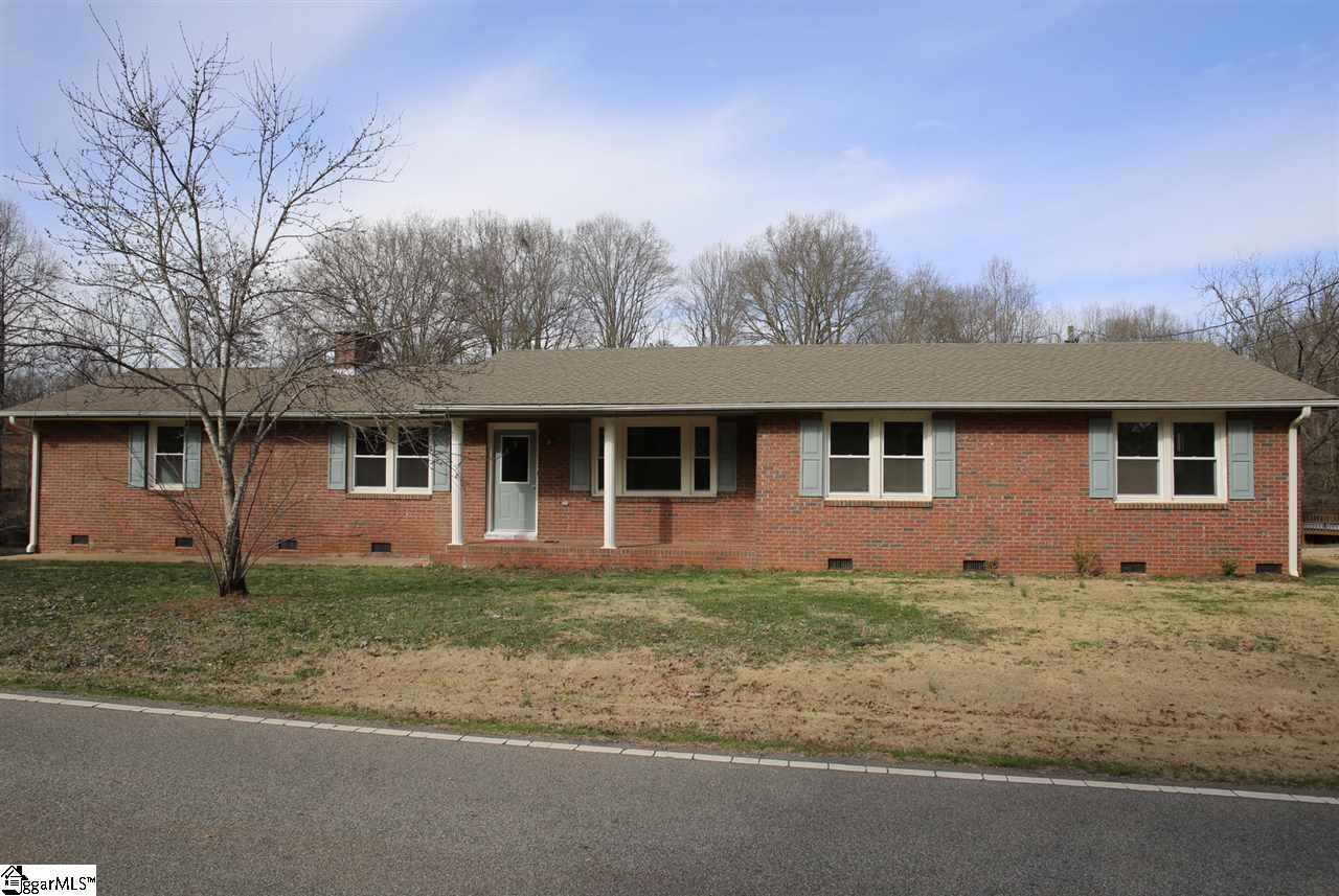 121 West Pine Street Duncan, SC 29334 - Photo 1 of 11 Gallery Image 1