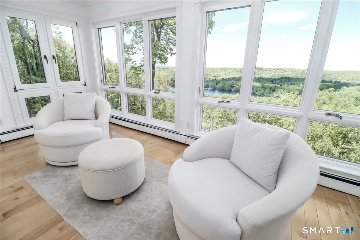 10 Hillcrest Court Ridgefield, CT 06877 - Photo 9 of 40 Unobstructed Views of Lake Mamanasco from every room