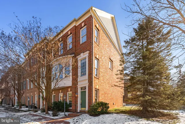 $4,000 | 43789 Water Bay Terrace, Leesburg, VA 20176