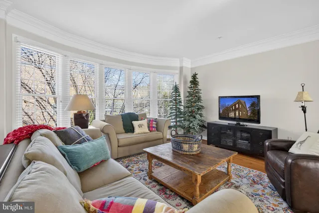 $4,000 | 43789 Water Bay Terrace, Leesburg, VA 20176